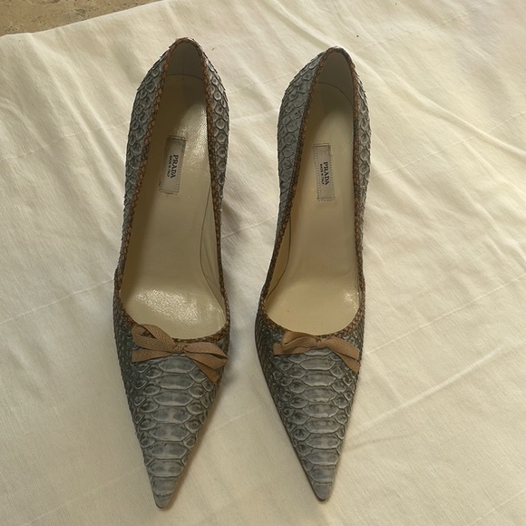Prada Heels - Picture 1 of 8